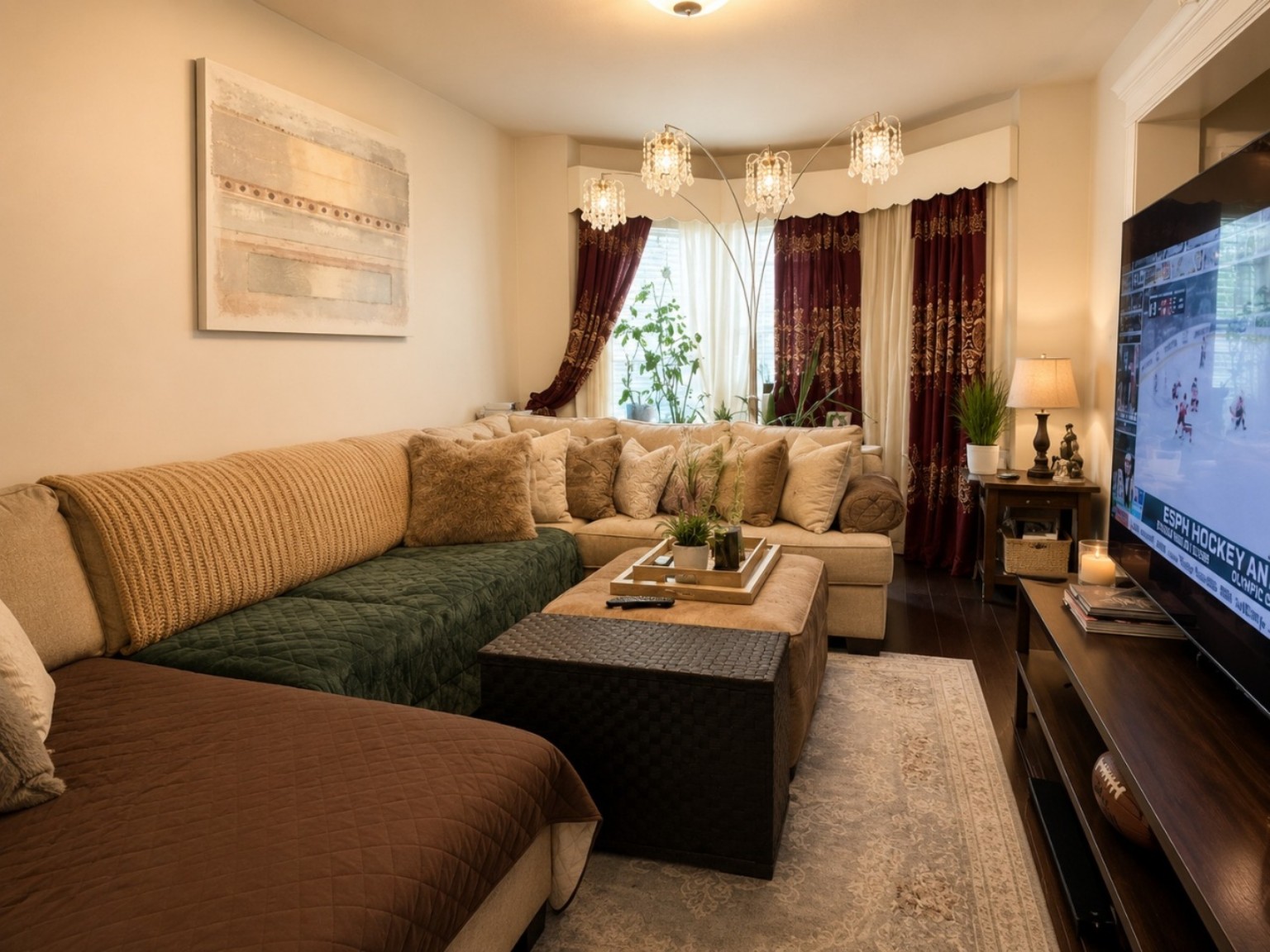 Warm living room at 208 Duane Street